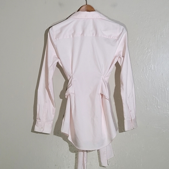 Untuckit Clara Front Tie Button-Down Shirt - Picture 3 of 7